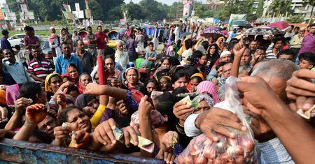 Bangladesz sprowadza cebulę drogą lotniczą. Powód? Ekstremalnie wysokie ceny warzywa