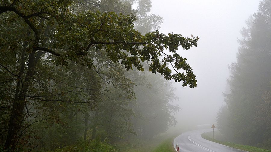 Deszczowy ostatni dzień lata w miejscowości Kulaszne