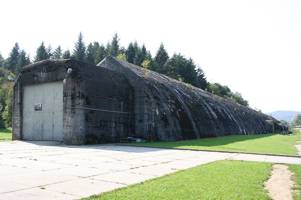 Tunel schronowy w Stępinie-Cieszynie do ochrony pociągu sztabowego Hitlera 