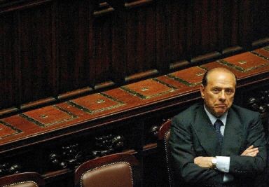 Berlusconi, sądzony za przekupstwo, zgłosił 2013 świadków