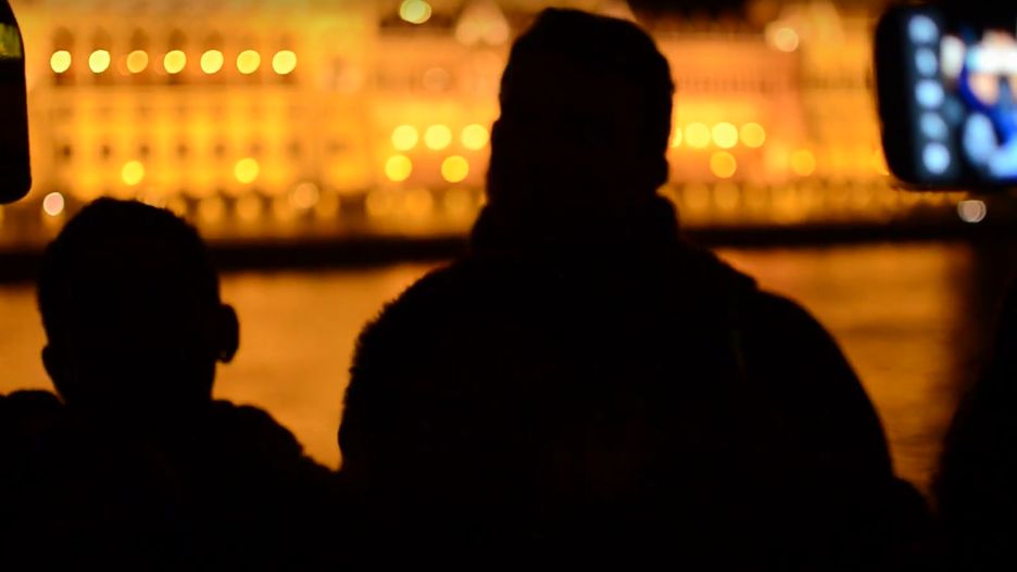 Zmęczeni sytuacją lokatorzy chcą zamykania barów najpóźniej o północy
