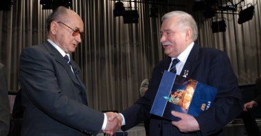 Wałęsa zadowolony z rozmowy z Jaruzelskim