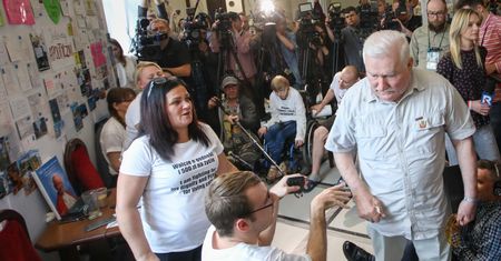 Lech Wałęsa komentuje protest w Sejmie. "Ogromna hipokryzja"