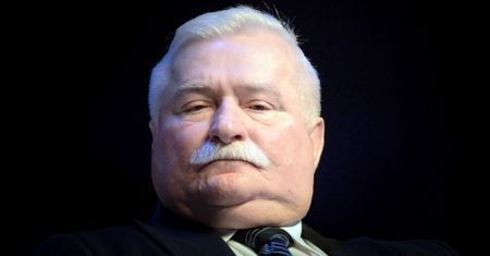 Lech Wałęsa chce postawić prezesowi PiS ultimatum: referendum albo skaczesz z okna