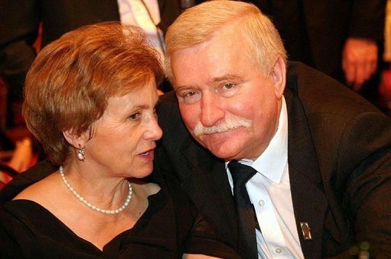 Lech Wałęsa zdradza szczegóły życia intymnego z żoną. "Na to nie było czasu"