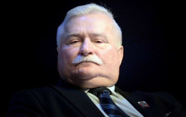 Zabawy z wnukiem. Syn Wałęsy pokazał zdjęcie ojca ze szpitala