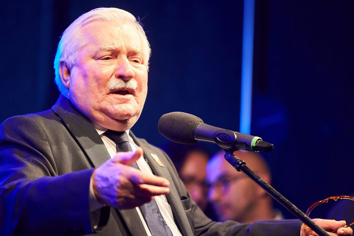 Lech Wałęsa grozi Patrykowi Jakiemu procesem. Co na to wiceminister?