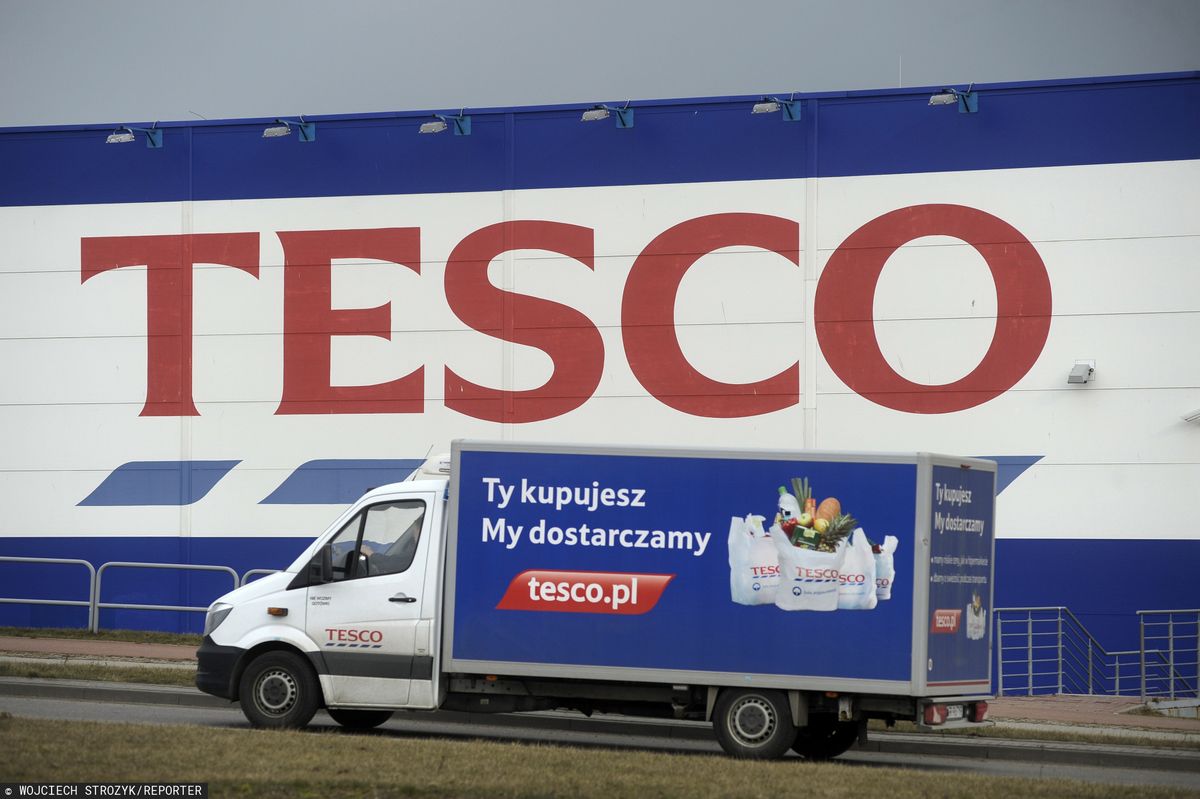 Tesco reaguje na szał e-zakupów. Wprowadza nowe limity