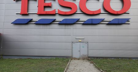 Kłopoty Tesco. Usługa Ezakupy będzie ograniczona
