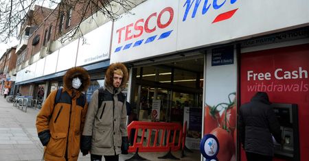 Tesco na Wyspach ma klęskę urodzaju. Zatrudnia więcej osób, by obsłużyć zamówienia