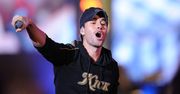 Enrique Iglesias ogląda z rodziną mundial. Dzieci piosenkarza są przeurocze!