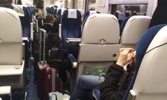 Samochód wjechał pod pociąg koło Bożej Woli. Nie żyje kierowca