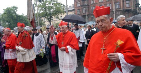 Wyruszyła procesja św. Stanisława z Wawelu na Skałkę
