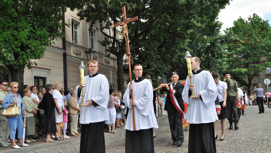 Boże Ciało 2019. Procesje przejdą ulicami parafii już 20 czerwca