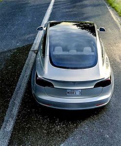 Sprzeczne raporty. Za i przeciw samochodom elektrycznym i spalinowym