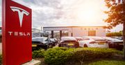 Tesla Smart Summon z ogromnymi problemami. Sprawę bada amerykański regulator NHTSA