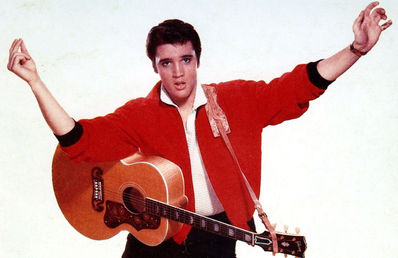 ZE SCENY NA ULICĘ: Elvis Presley