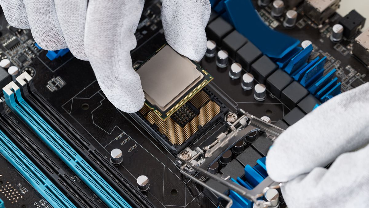 Procesor podczas intensywnej pracy osiąga wysoką temperaturę