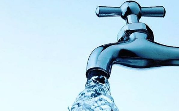 To wcale nie jest dla nas zdrowe. W Niemczech zdecydowanie bardziej pochwala się picie wody z kranu, która zdecydowanie lepiej wpływa na pracę naszego organizmu. W badaniach przeprowadzonych w Detroit stwierdzono, że droższe wody (te za około 10 złotych) mają gorszą jakość i smak od tego, co oferuje nam zakład wodociągów i kanalizacji. Oczywiście nie można tego uogólniać i wkładać wszystkich do jednej szuflady.