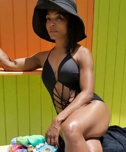 60 lat i obłędna figura. Angela Bassett pokazała zmysłowe zdjęcie w bikini