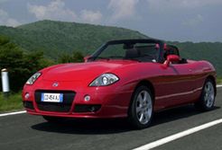 Kabriolety zyskują w Polsce popularność. Teraz kupisz je taniej