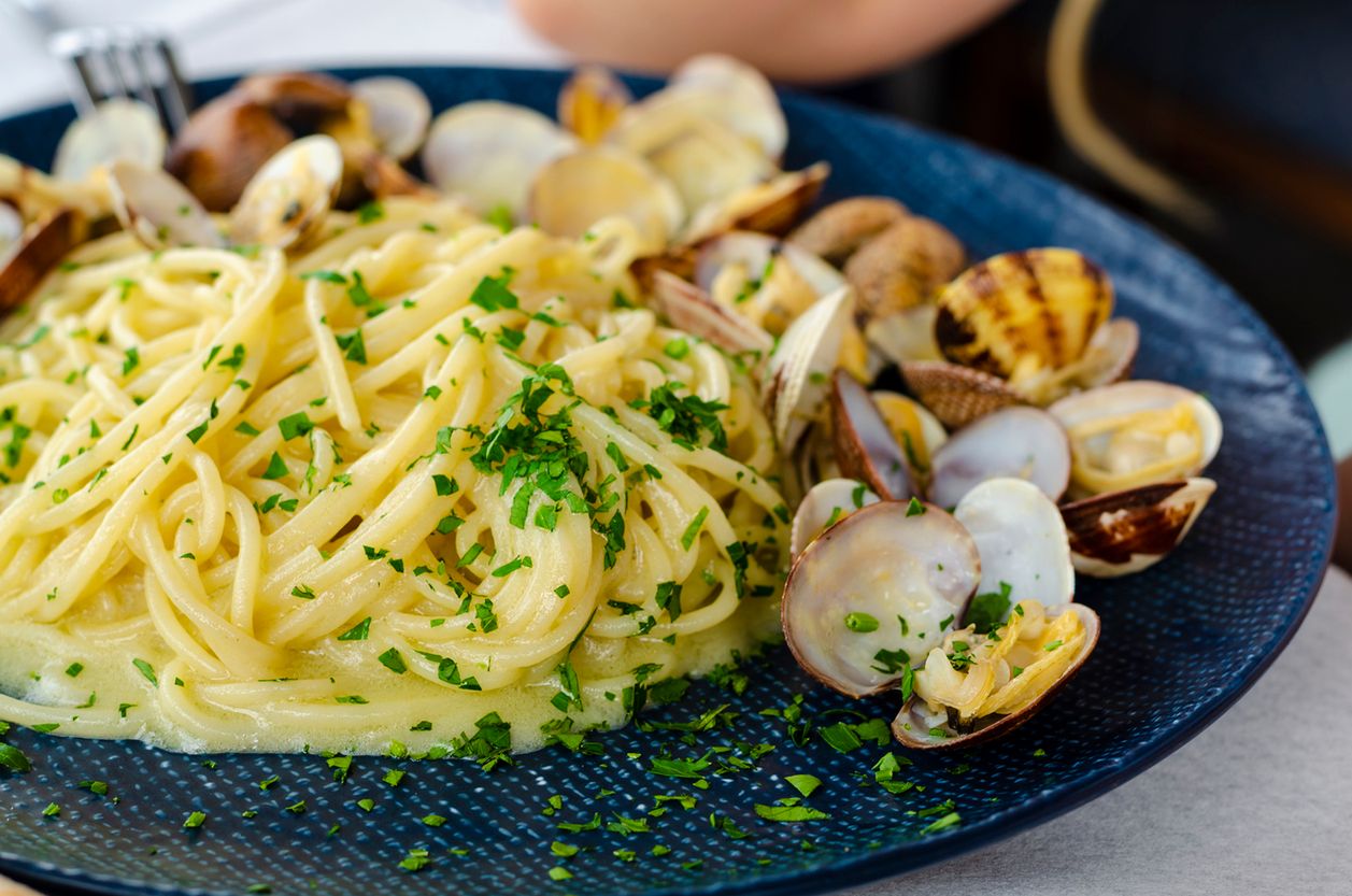 Zamówili rybę i spaghetti w Rzymie. Rachunek nie mieści się w głowie