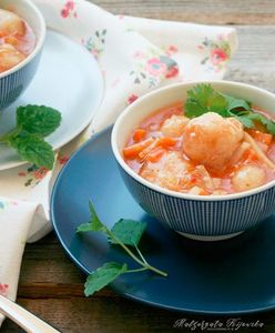 Zupa pomidorowa z pulpecikami z dorsza