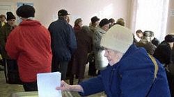 Głosują wszyscy i starsi, i młodsi