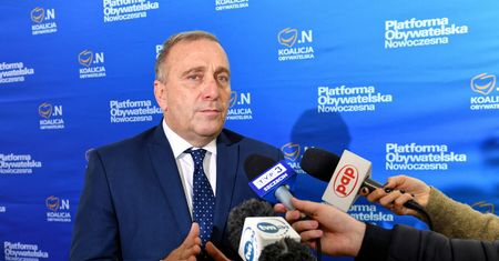 Szef PO zapowiada wotum nieufności dla rządu. "Doszło do patologicznych zachowań"