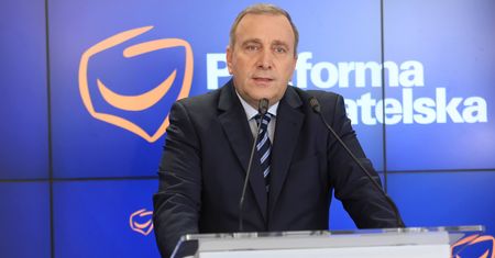 Schetyna powiedział, kiedy Tusk podejmie decyzję ws. wyborów prezydenckich. "Byłby świetnym kandydatem"
