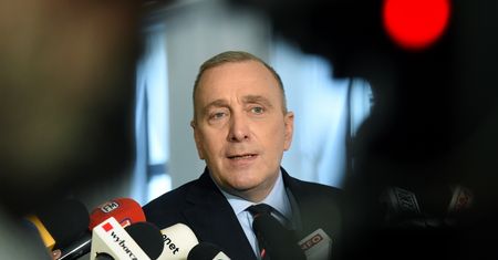 Tak Grzegorz Schetyna skomentował najnowszy sondaż
