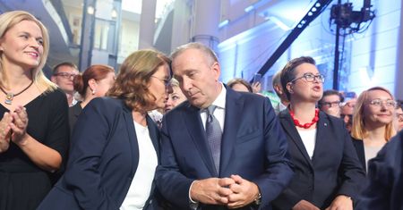 Wybory parlamentarne 2019. Małgorzata Kidawa-Błońska deklasuje Grzegorza Schetynę. Sondaż