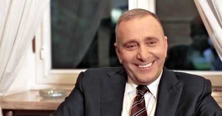 Grzegorz Schetyna pokazał swoje zdjęcie z sylwestra 1986 r. Nadal lubi się bawić