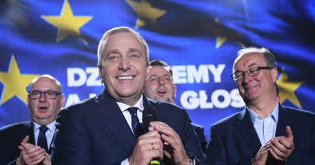 Sondaż: Polacy wskazali lidera opozycji. Lewica ma powody do niepokoju
