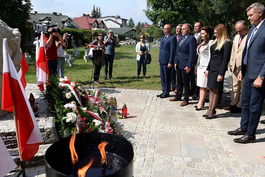 Schetyna: dzisiejsze wydarzenia na Westerplatte to fałszowanie historii
