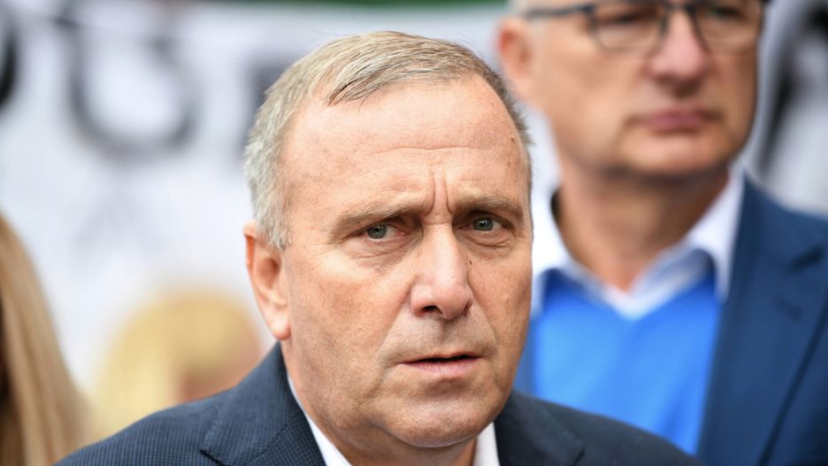 Grzegorz Schetyna twierdzi, że Morawiecki  jest "gotowy na korupcyjne propozycje"