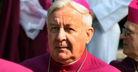 Abp Juliusz Paetz będzie pochowany w katedrze? Nawet prawica protestuje