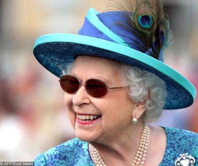 Królowa Elżbieta przeszła poważną operację oczu. Już wiadomo, dlaczego nosiła okulary