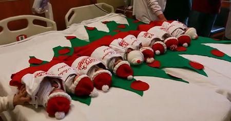 Szpital przygotował dla rodziców niezwykłą niespodziankę na święta. Ten widok rozczuli każdego