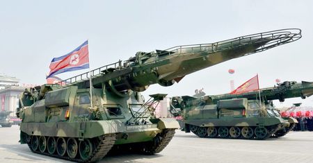 Ewakuacja w japońskim mieście. Uciekali przed "koreańską rakietą"