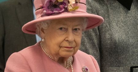 Królowa Elżbieta II nie pojawi się na weselu wnuczki Beatrice