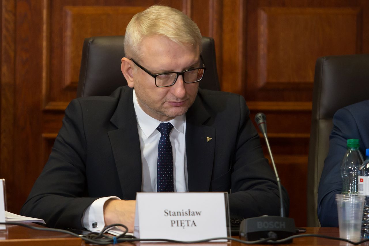 Stanisław Pięta nie ma żalu o wyrzucenie z PiS. Poseł zabrał głos po aferze z Izabelą Pek