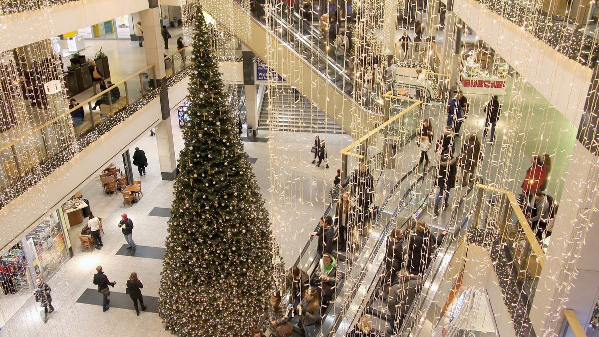 Niedziela handlowa 23 grudnia - czy dziś sklepy są otwarte?