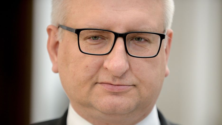 Według ankietowanych, jeśli potwierdzą się doniesienia "Faktu", poseł Stanisław Pięta powinien zniknąć ze sceny politycznej