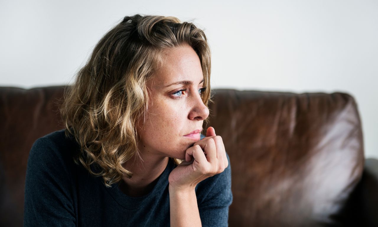 Karolina w domu jest przebojowa i pewna siebie, ale przy koleżankach to mija. "Czuję się jak powietrze"