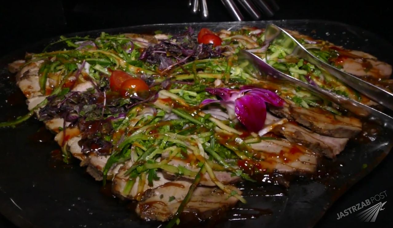 Co gwiazdy jedzą na bankietach?