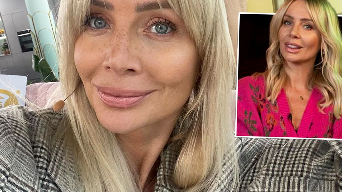 Agnieszka Woźniak-Starak w różowym sweterku