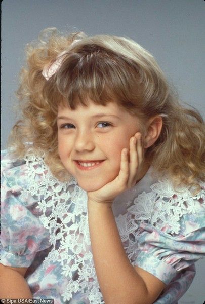 Jodie Sweetin z "Pełnej chaty" nie jest już słodką dziewczynką. Przez narkotyki i alkohol sięgnęła dna