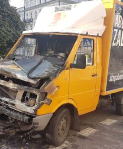 Antyaborcyjna furgonetka poszła z dymem. "Chwytają się coraz cięższych metod"