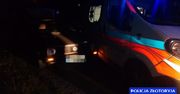 Pijany kierowca rozbił karetkę pod Złotoryją. Ratownicy chcieli mu pomóc